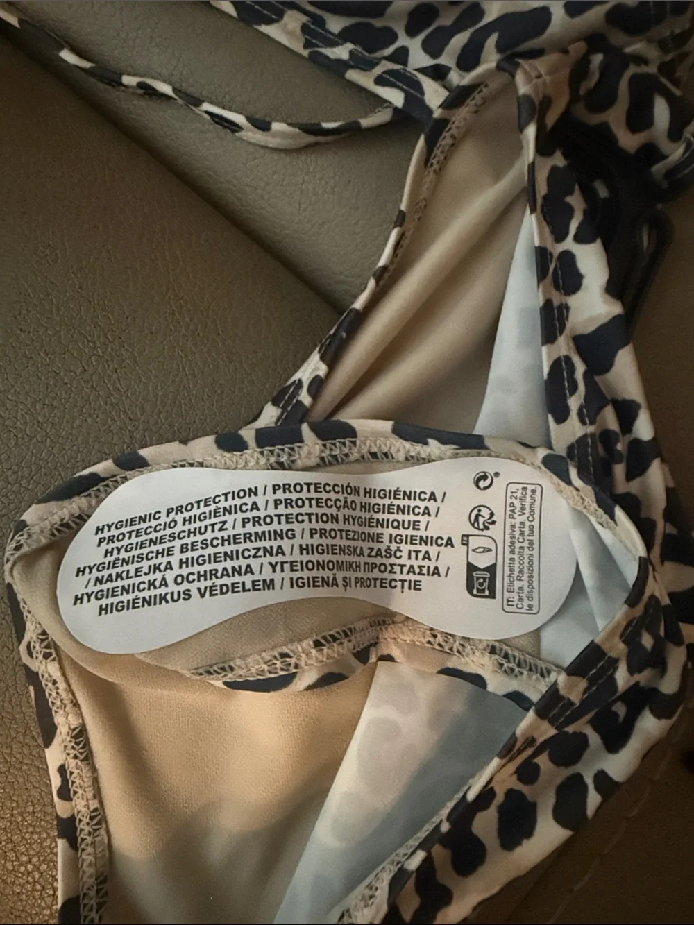 Primark Girls Leopard‑Print Swimsuit – Size 6–7Y / 128CM